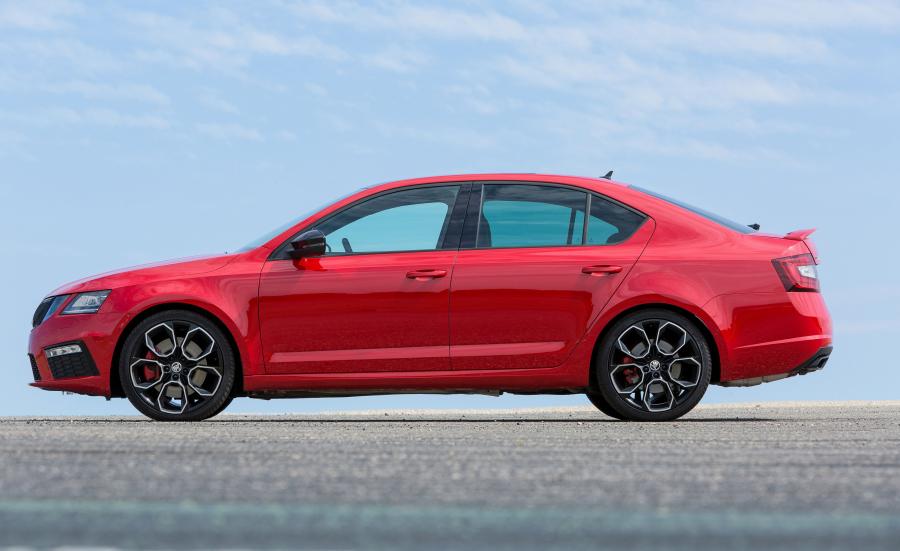  Skoda Octavia RS 245 (5E) 2017 года  (WW) (фото 27 из 50)